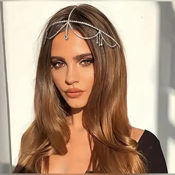 Jewelry - Rhinestone Waterdrop Head Chain: Bridal Hair Jewelry